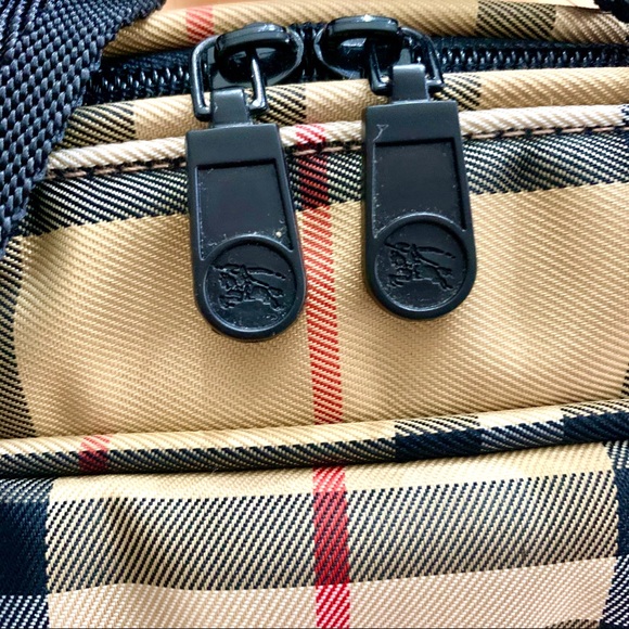 🛑SOLD🛑 Burberry Golf LARGE All Weather Travel Ba - Picture 6 of 12